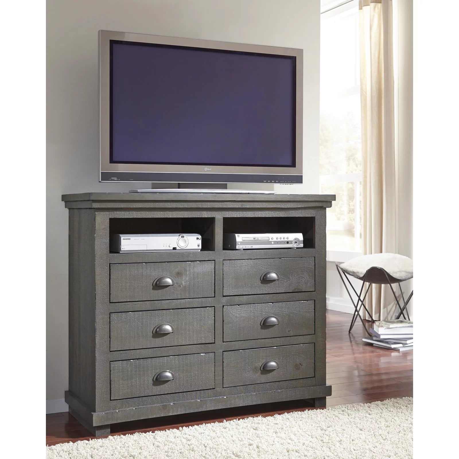 Progressive Furniture Willow 6 Drawer Media Chest in Distressed Pine G1128