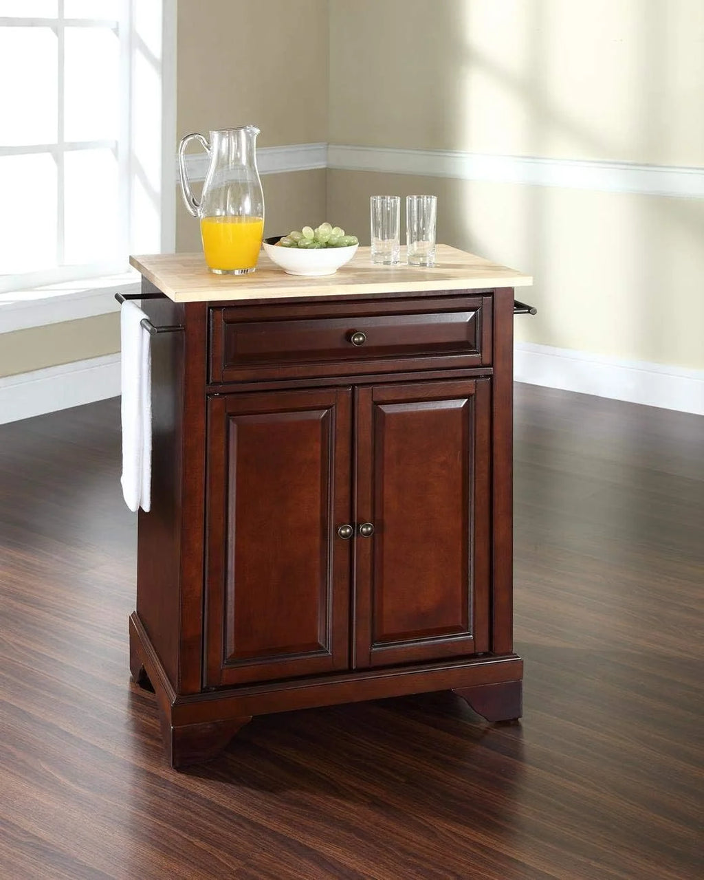Lafayette Cuisine Kitchen Island with Natural Wood Top Y32747
