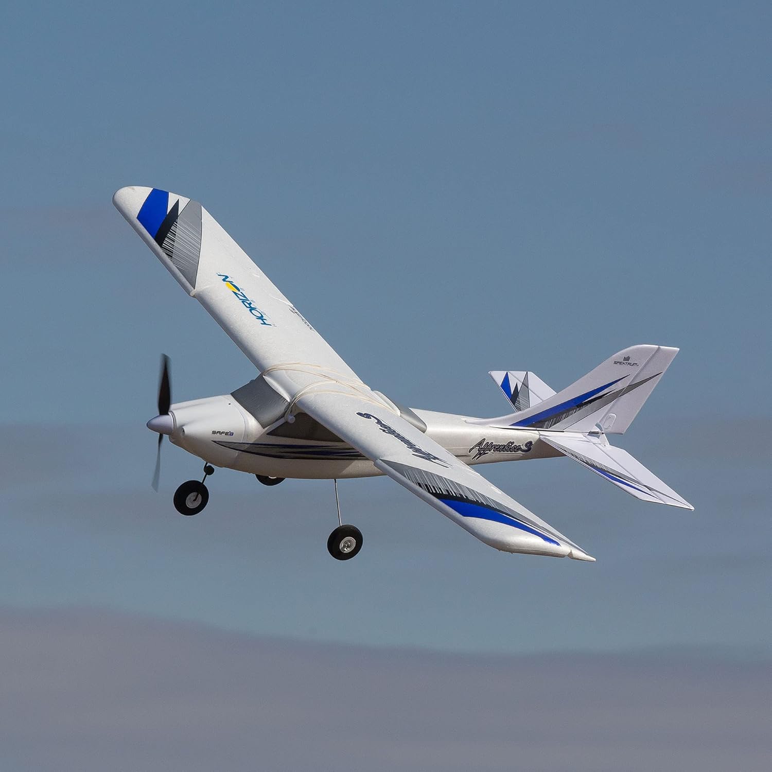 HobbyZone RC Airplane Apprentice S 2 1.2m RTF Basic White M781