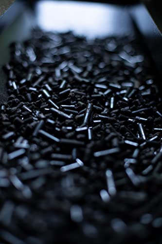 Royal Oak 100% Charcoal Hardwood Pellets for Grilling and Smoking, 30 lb Bag L83649