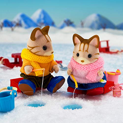 Calico Critters Tuxedo Cat Family, Dollhouse Figures, 3 inches P88214