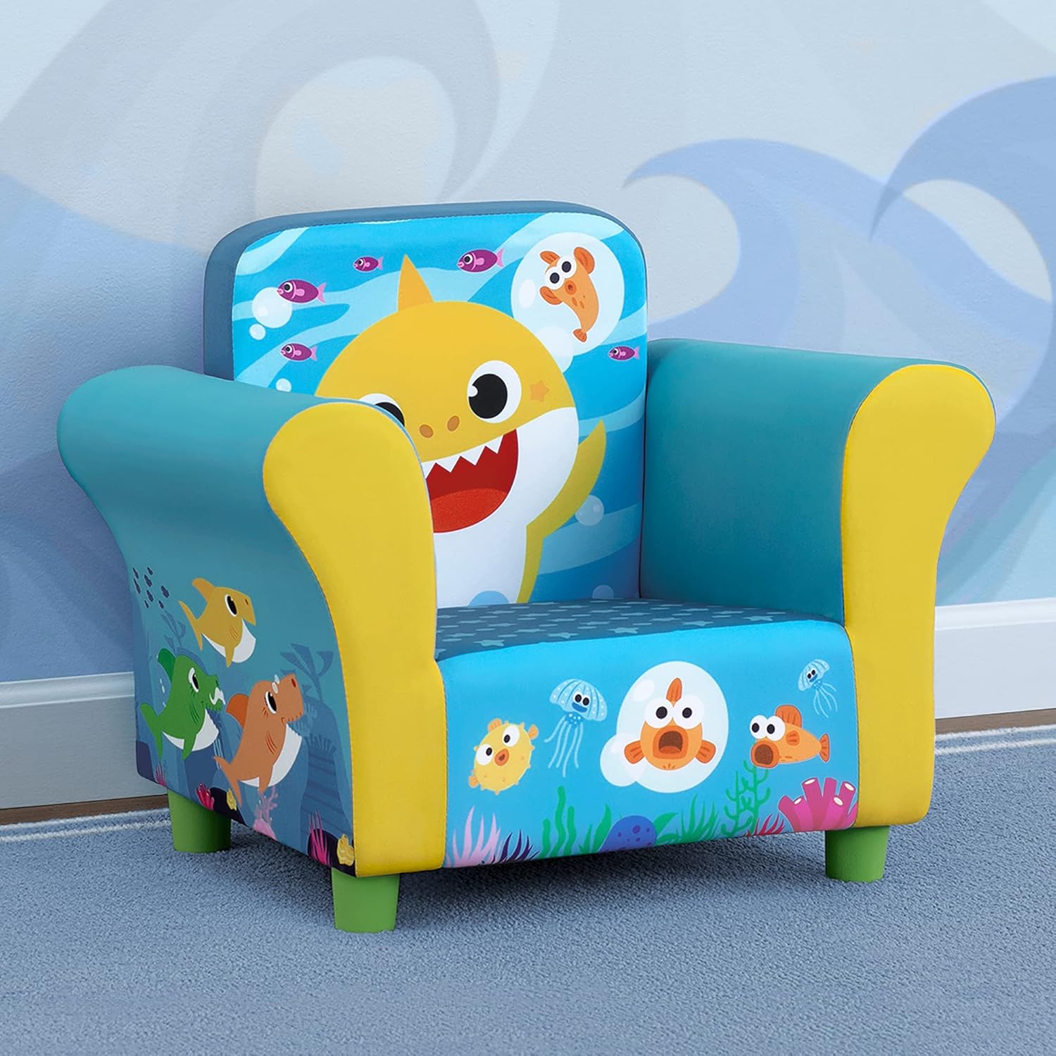 Delta Children Upholstered Kids Chair, Disney Mickey Mouse, Wood Z448