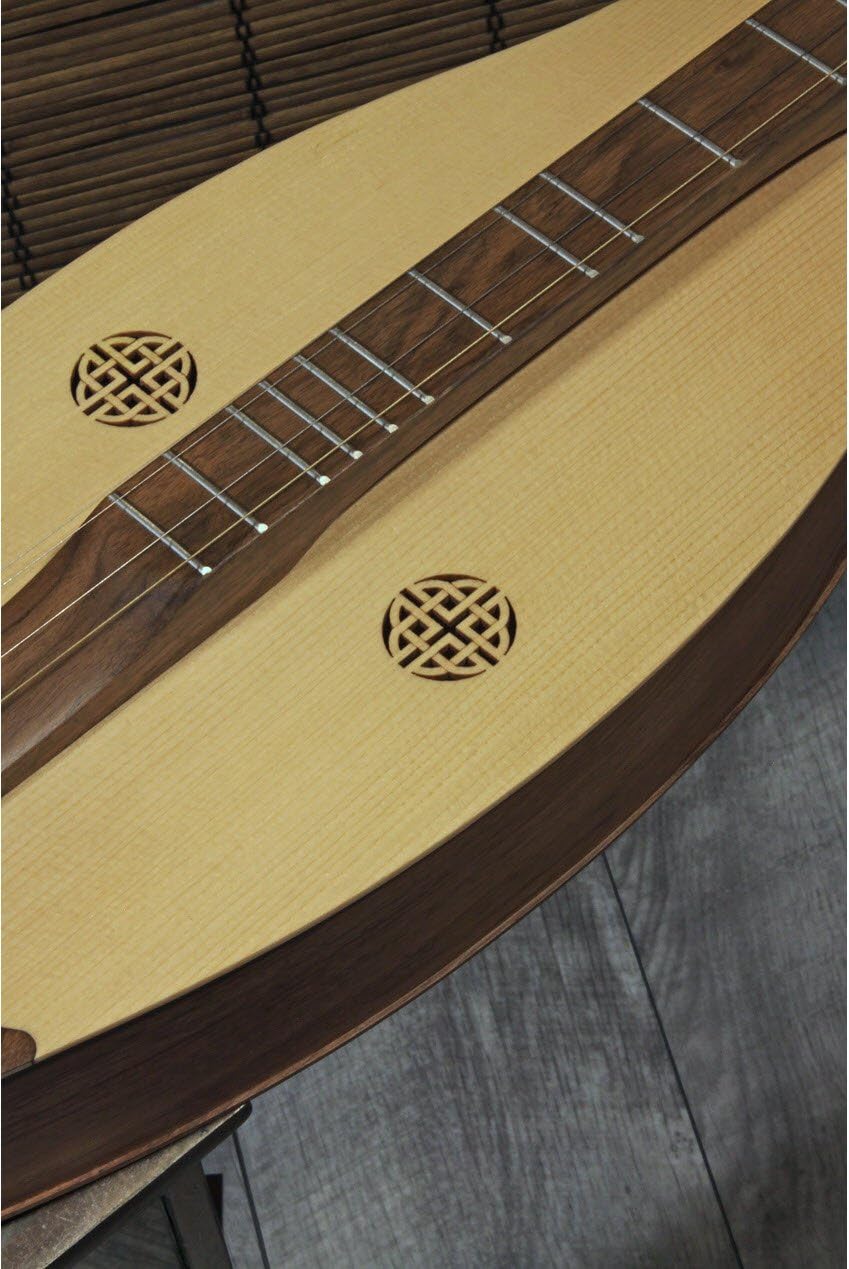 Roosebeck Grace Mountain Dulcimer 4-String Walnut O58800