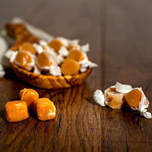 Broadway Basketeers Dried Fruit Gift Tray P207
