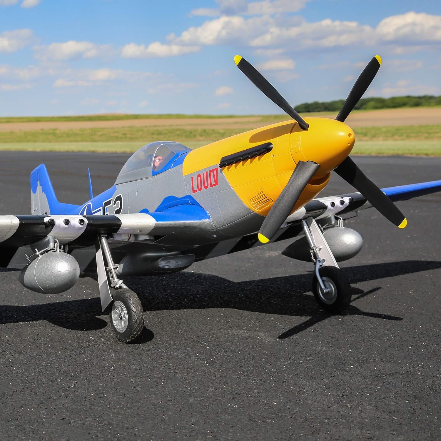 E-flite RC Airplane P-51D Mustang 1.5m BNF Basic with Battery T2101