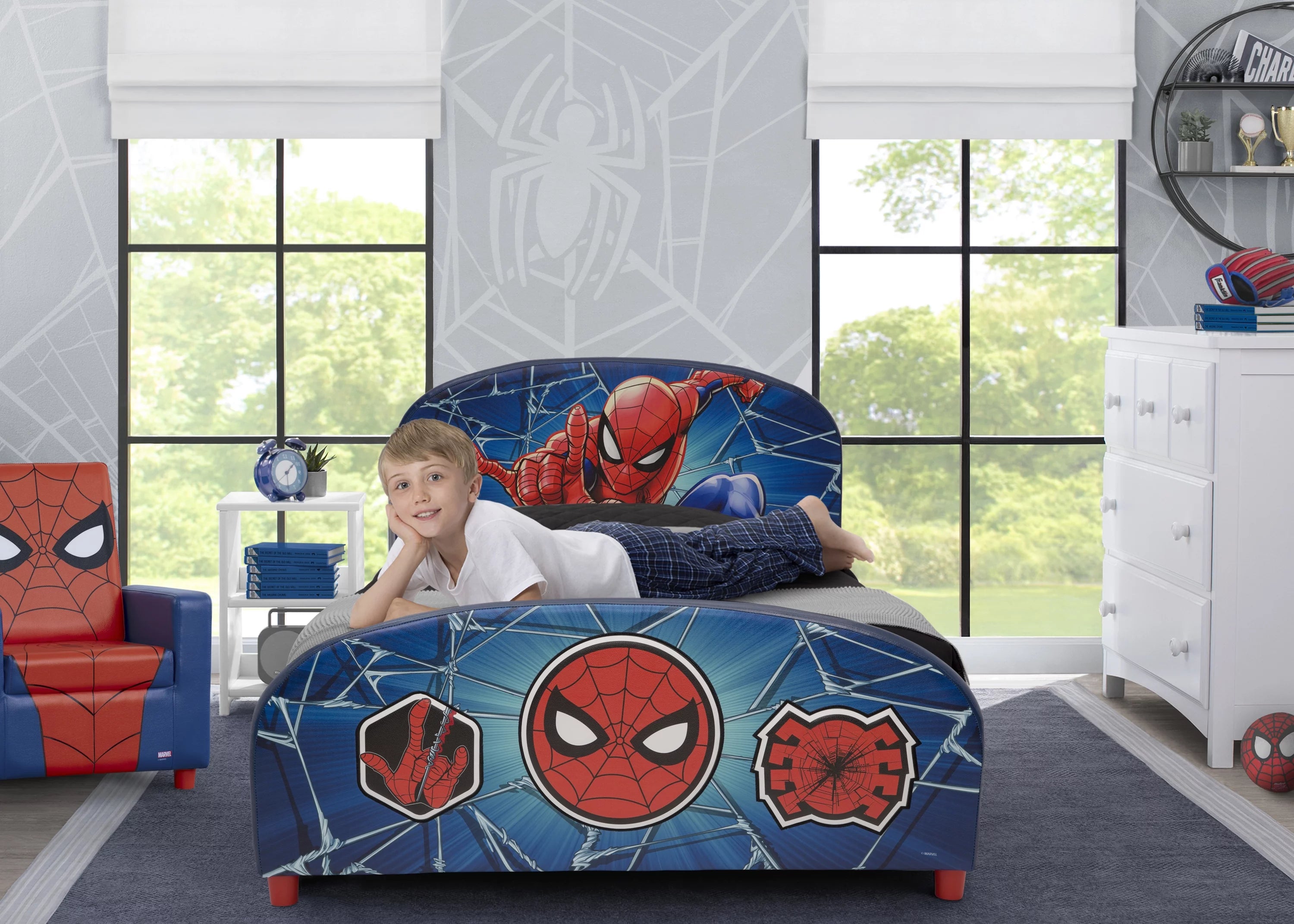 Delta Children Marvel Spider-Man Upholstered Twin Bed F82461