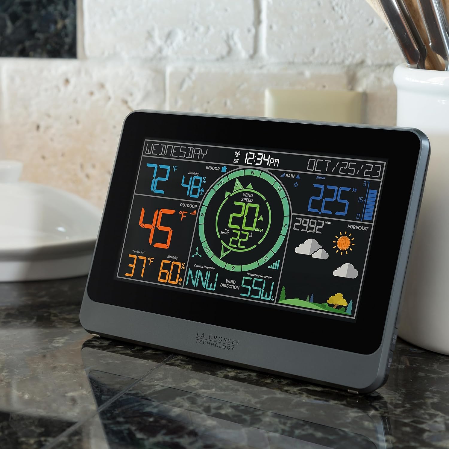 La Crosse Technology 328-1415 Wireless Color Weather Station with Cyclone Sensor R44250