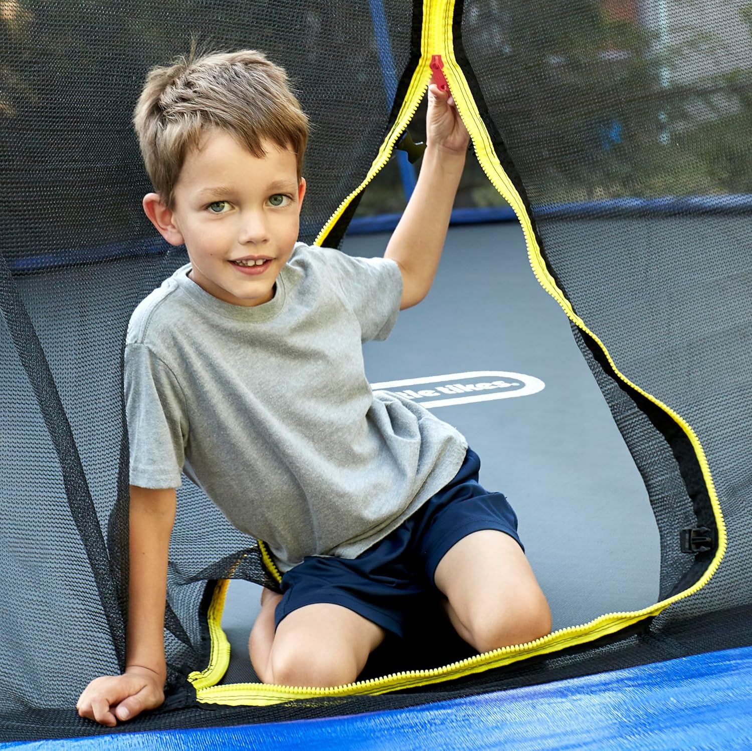 Little Tikes Mega 15-Foot Trampoline with Net S701