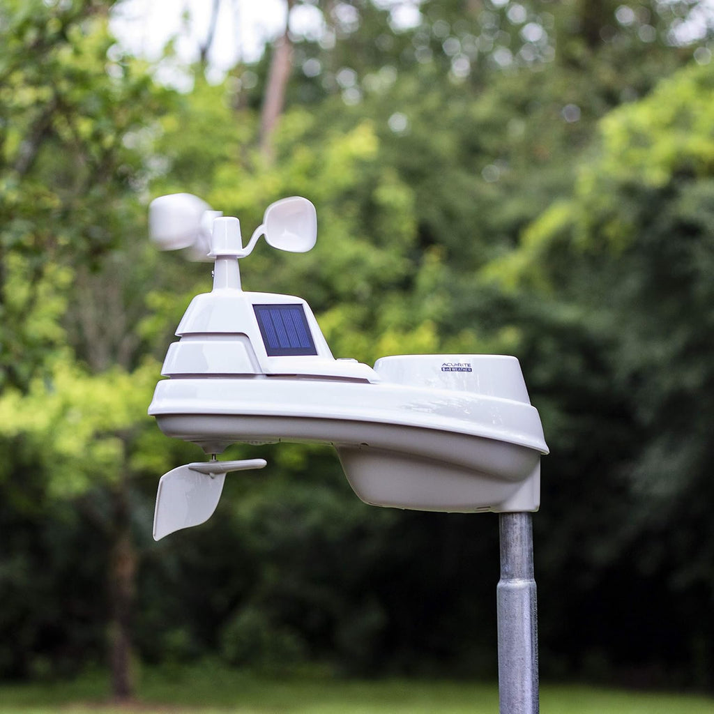 AcuRite Iris 5-in-1 Weather Station with HD Display and Lightning Detection Z35581