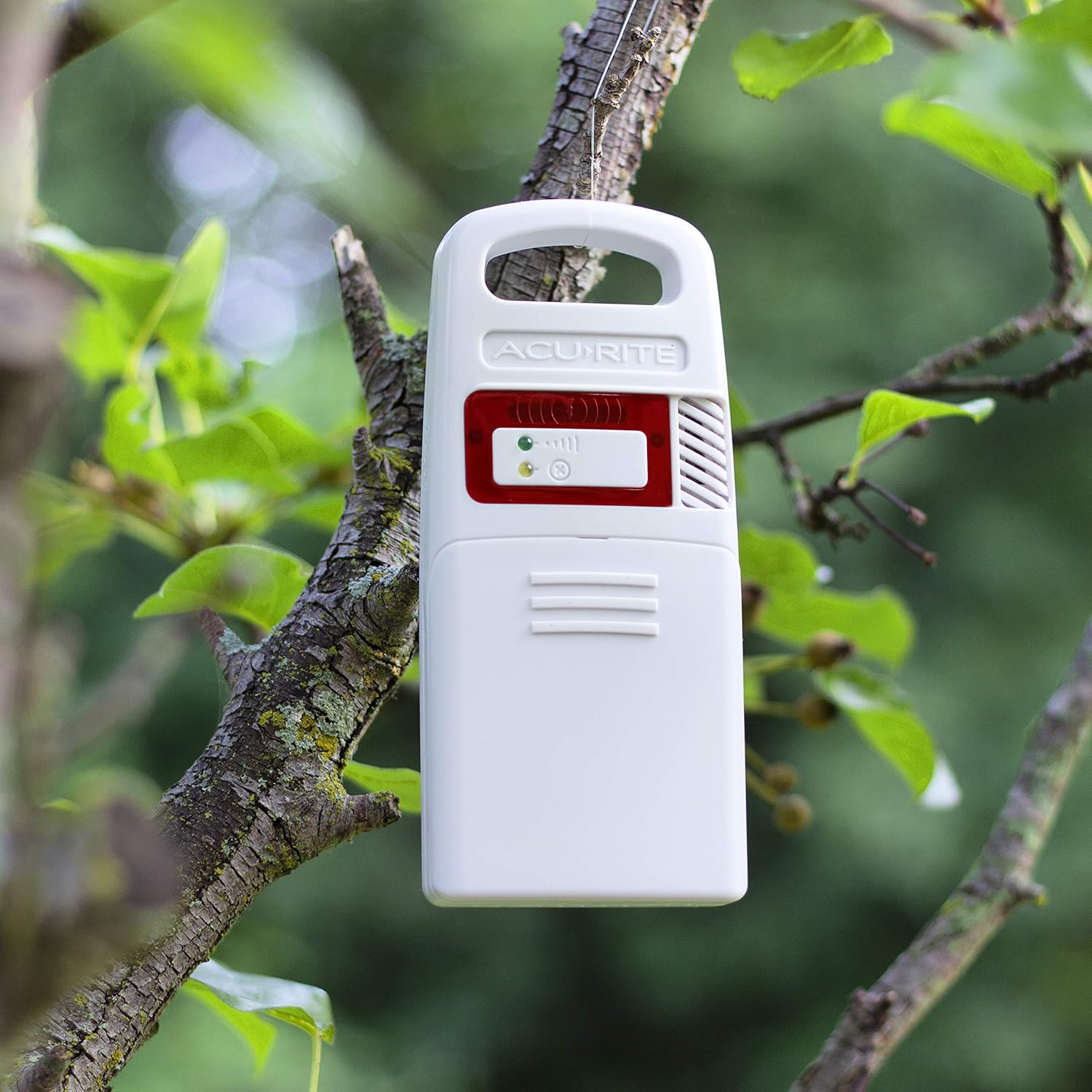 AcuRite Iris 5-in-1 Weather Station with HD Display and Lightning Detection Z35581