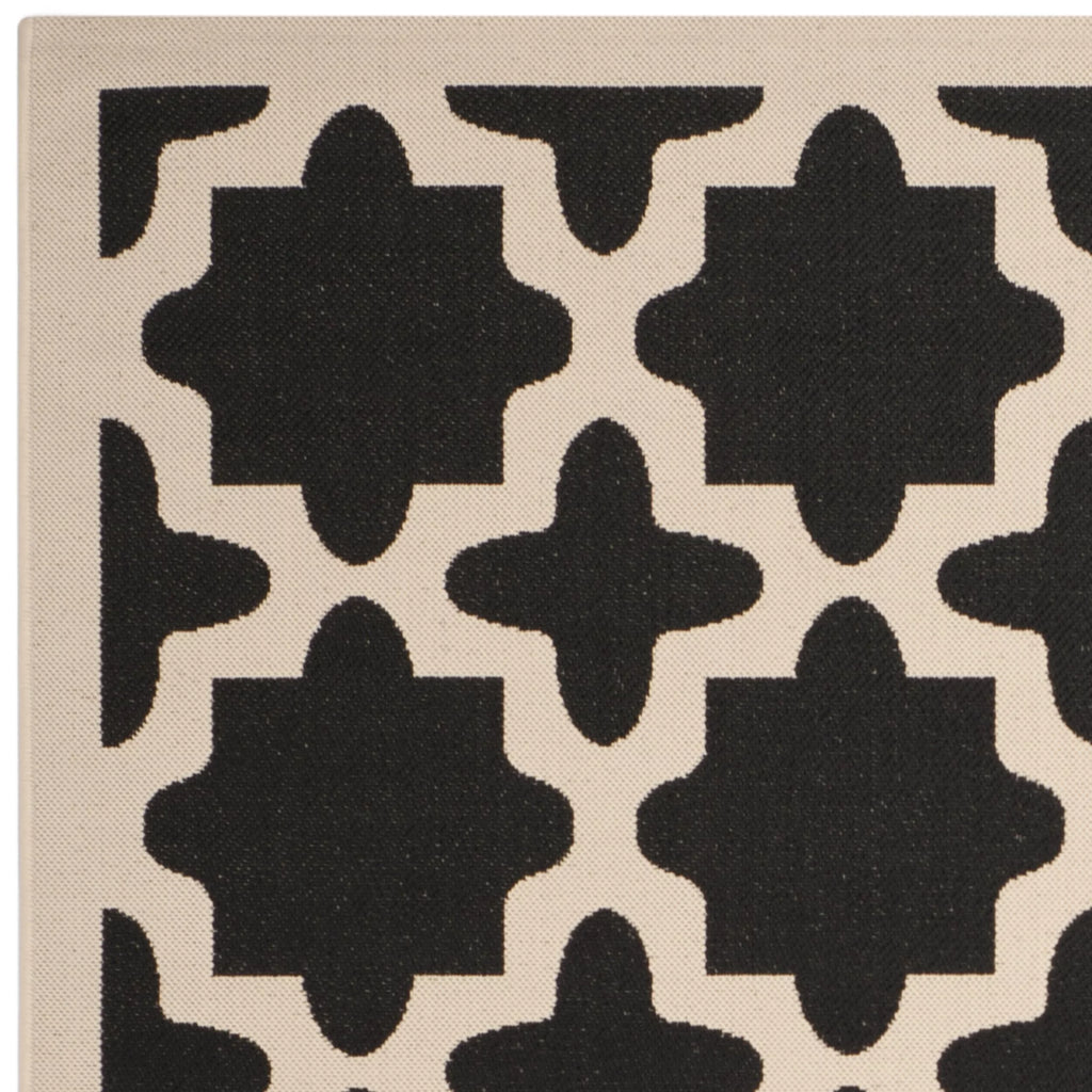 SAFAVIEH Courtyard Amanda Geometric Indoor/Outdoor Area Rug, 7'10" Square, Black/Beige X54280