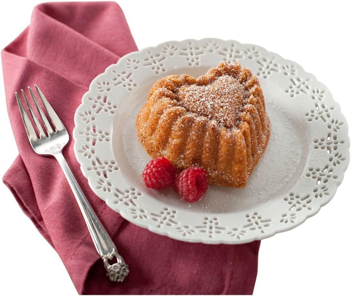 Nordic Ware Elegant Heart Cakelet Pan, Metallic J508195