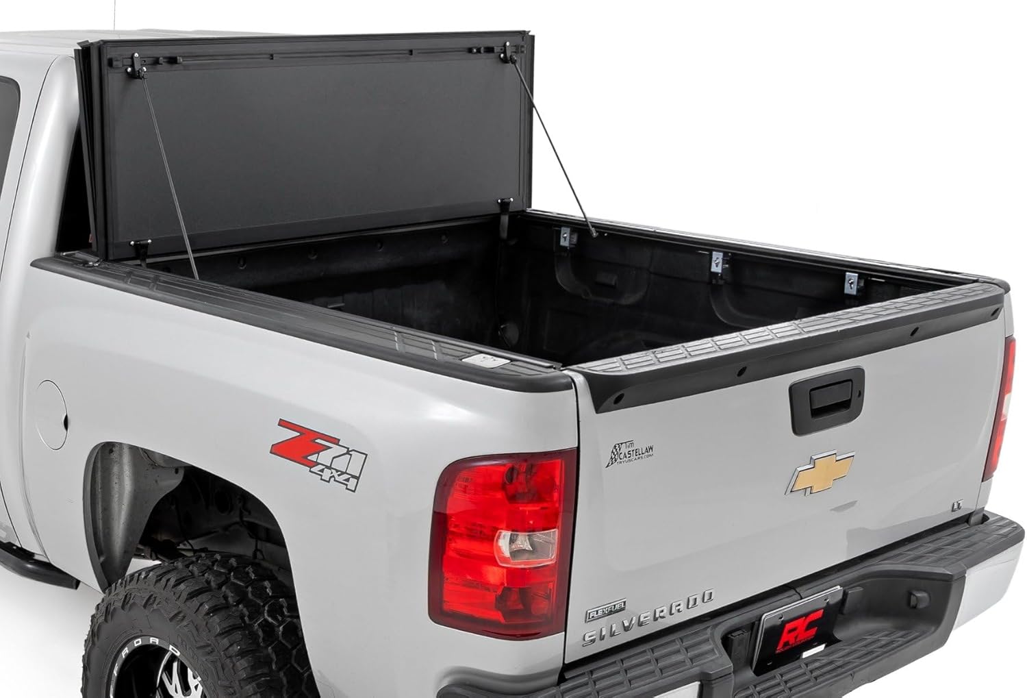 Rough Country Hard Tri-Fold Tonneau Cover for Chevy Silverado 1500 / GMC Sierra 1500 (2007-2013) L938665