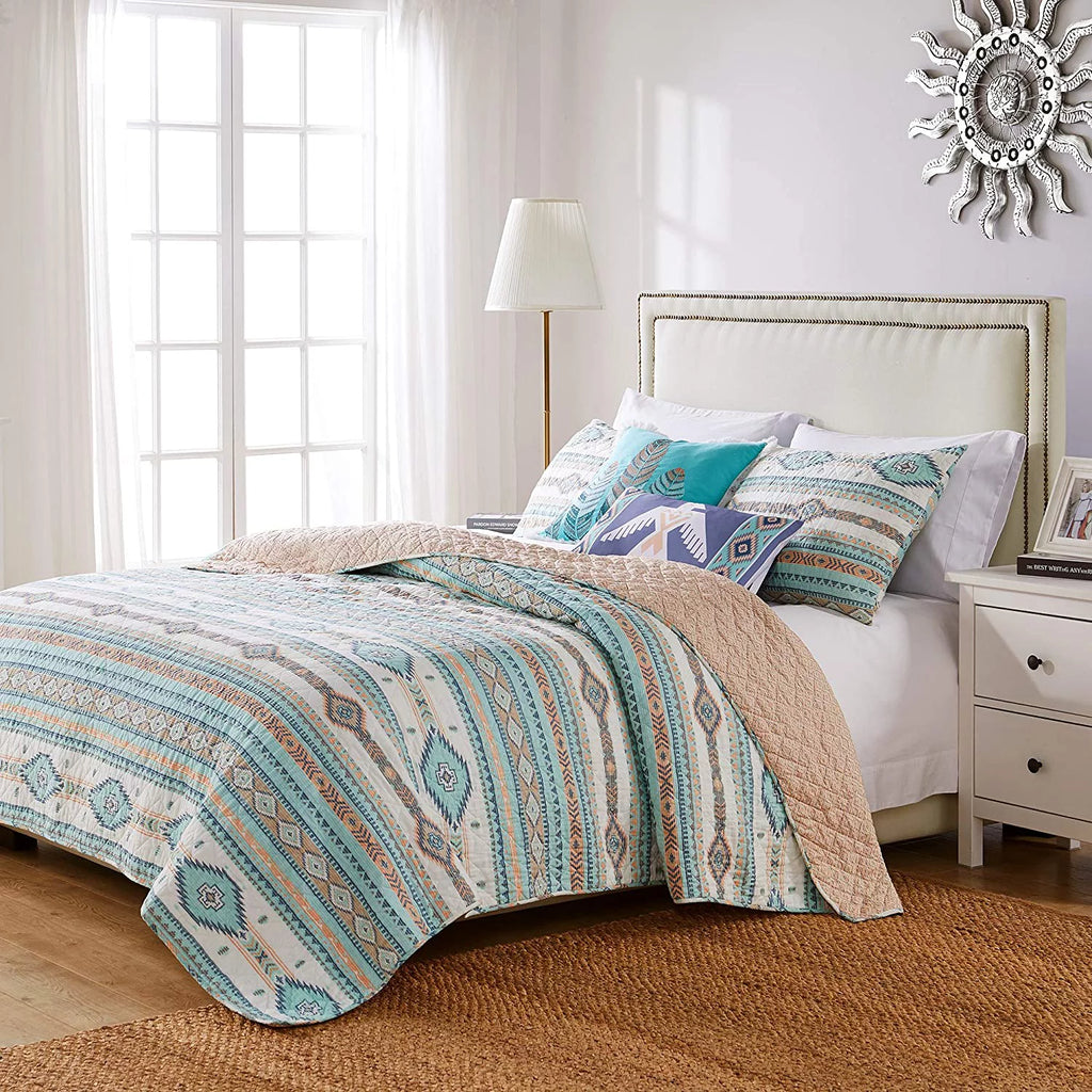 Barefoot Bungalow Phoenix Southwestern Motif 3-Piece King/Cal King Quilt Set, Turquoise Z82004