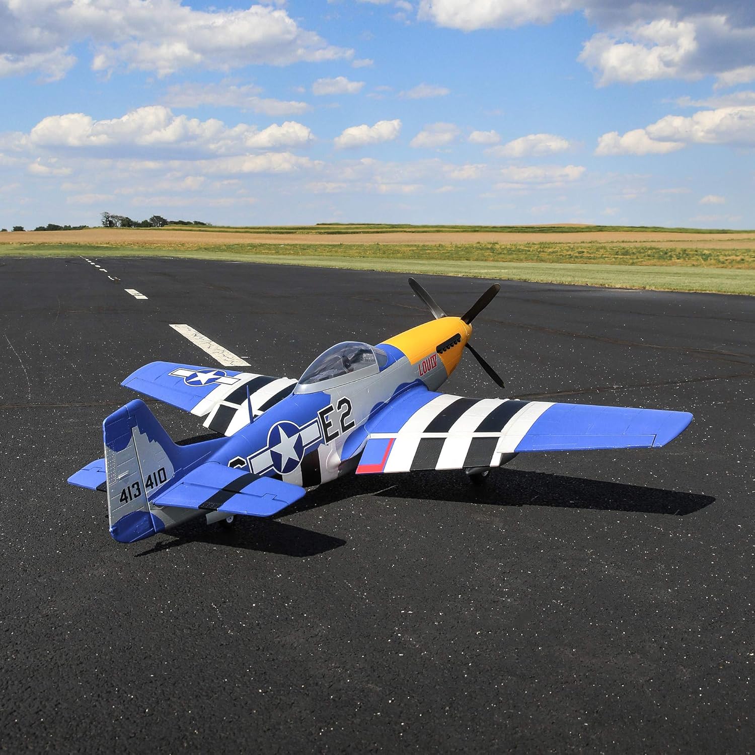 E-flite RC Airplane P-51D Mustang 1.5m BNF Basic with Battery T2101