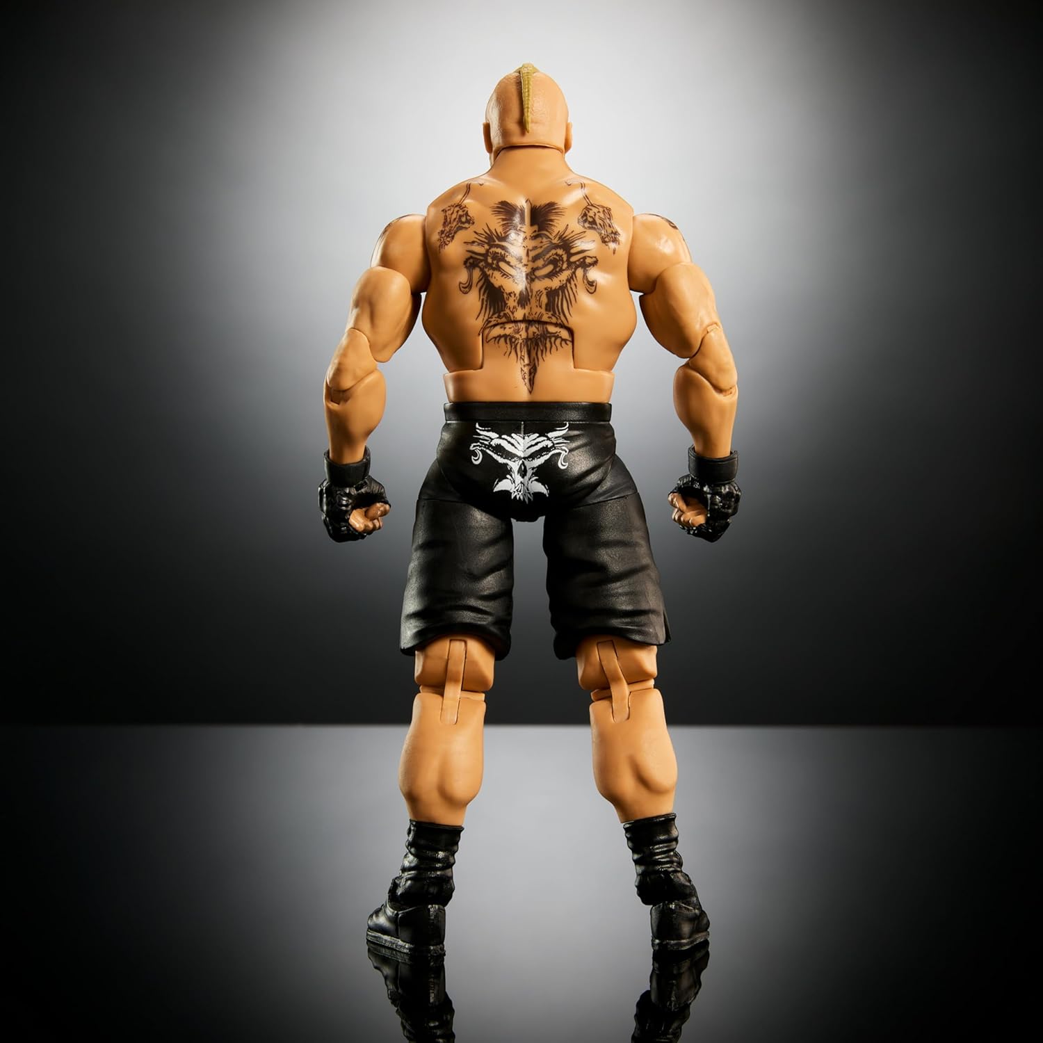 Mattel WWE Elite Collection Brock Lesnar Action Figure with Accessory P426362