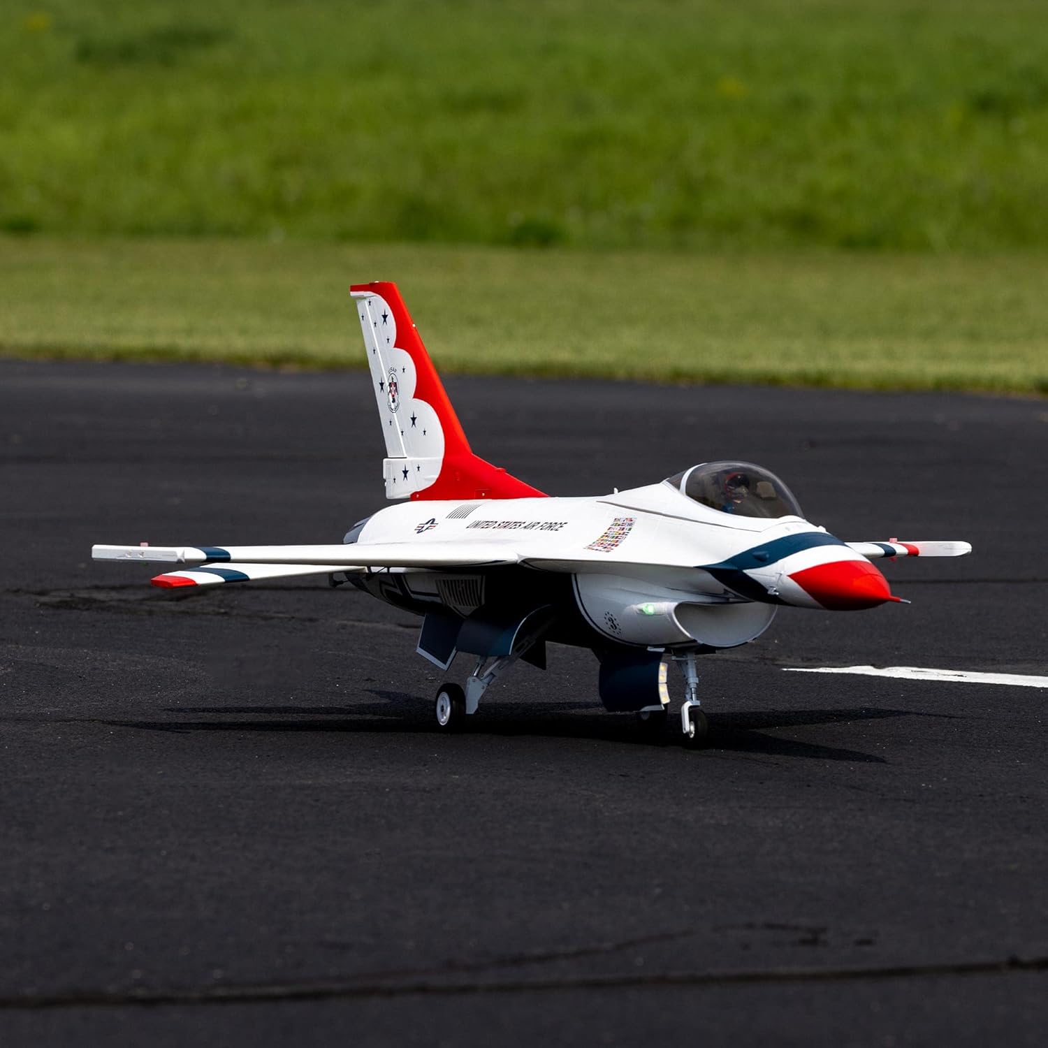 E-flite RC Airplane F-16 Thunderbirds 80mm EDF BNF Basic G126913