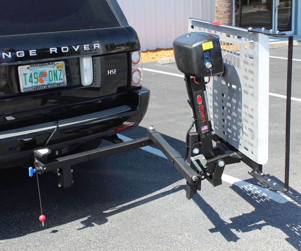 Freedom Mobility Fully Automatic Scooter Lift Carrier, Swing Away Joint, Class III Q7894