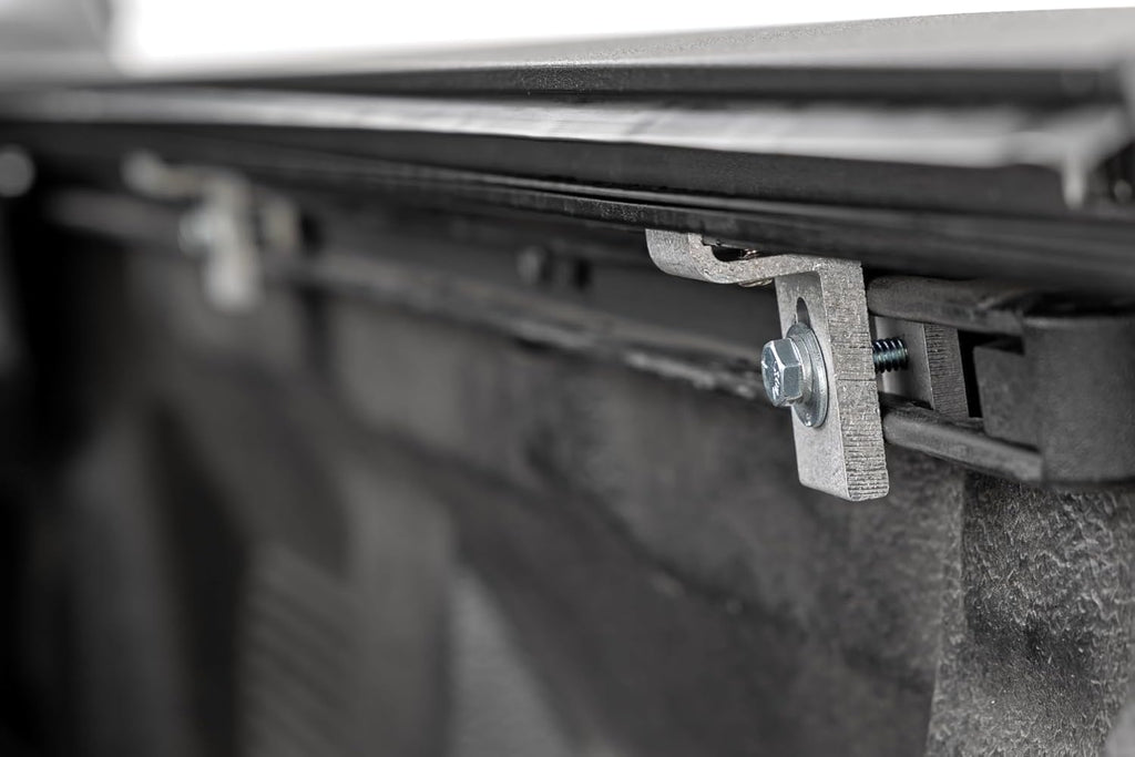 Rough Country Retractable Tonneau Cover for Toyota Tundra 2007-2021 E6704